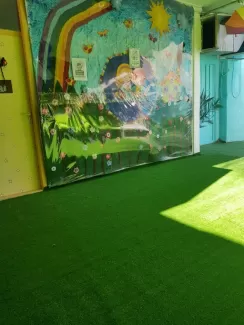 چمن مصنوعی مهدکودک نخبگان قزوین