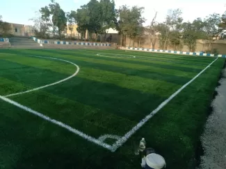 چمن مصنوعی فوتبالی اداره آموزش و پرورش خوی مدسه شهید چمران